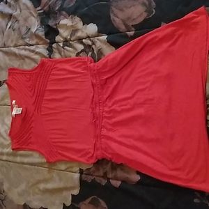 Red medium Max studio sleevless knee length dress